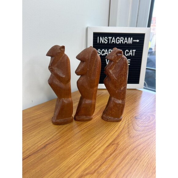 Wooden hand carved see hear speak no evil monkey set - Picture 2 of 4